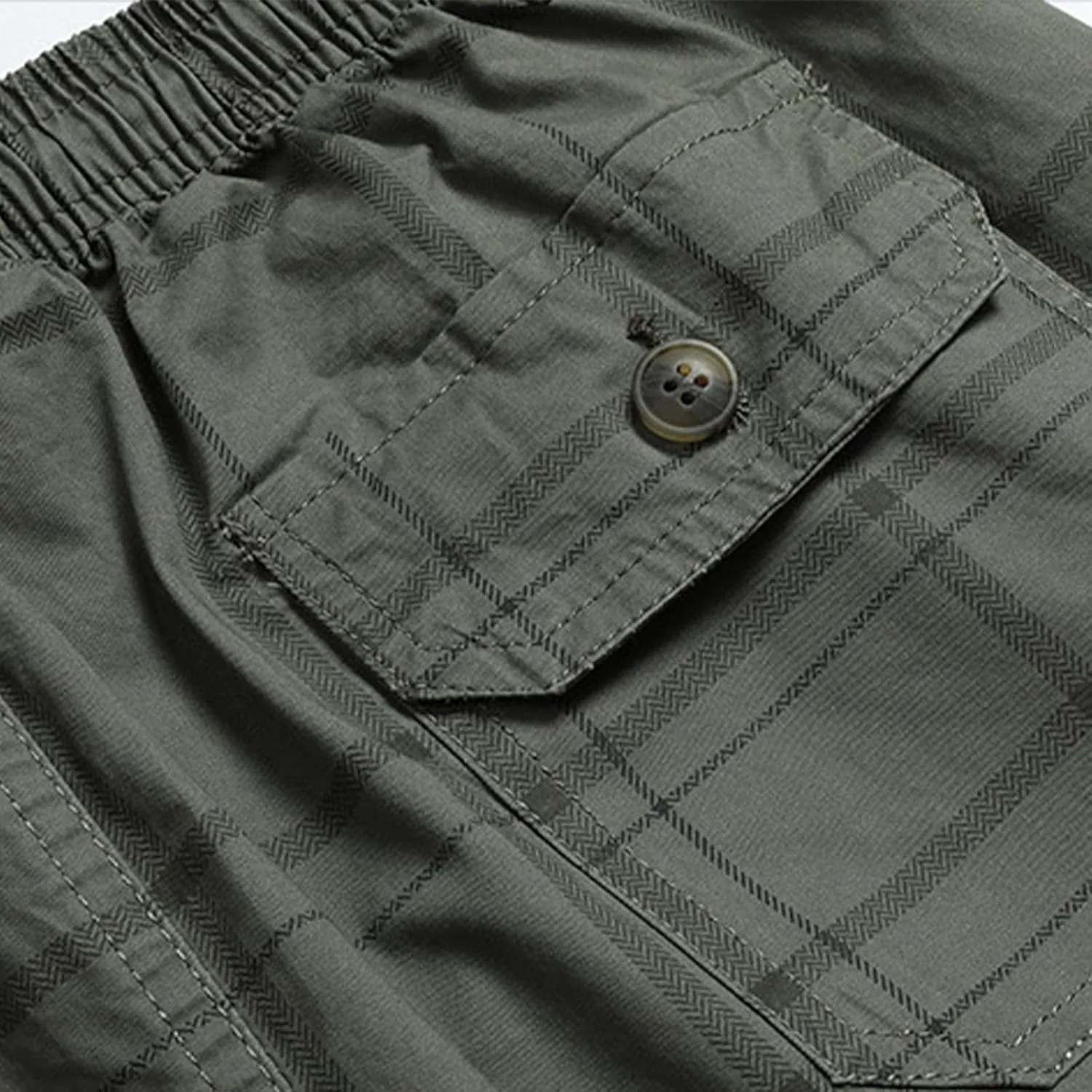 Cargo Shorts for Men Trendy Plaid Print Outdoor Shorts Multiple Pockets Work Shorts Lightweight Elastic Waist Shorts