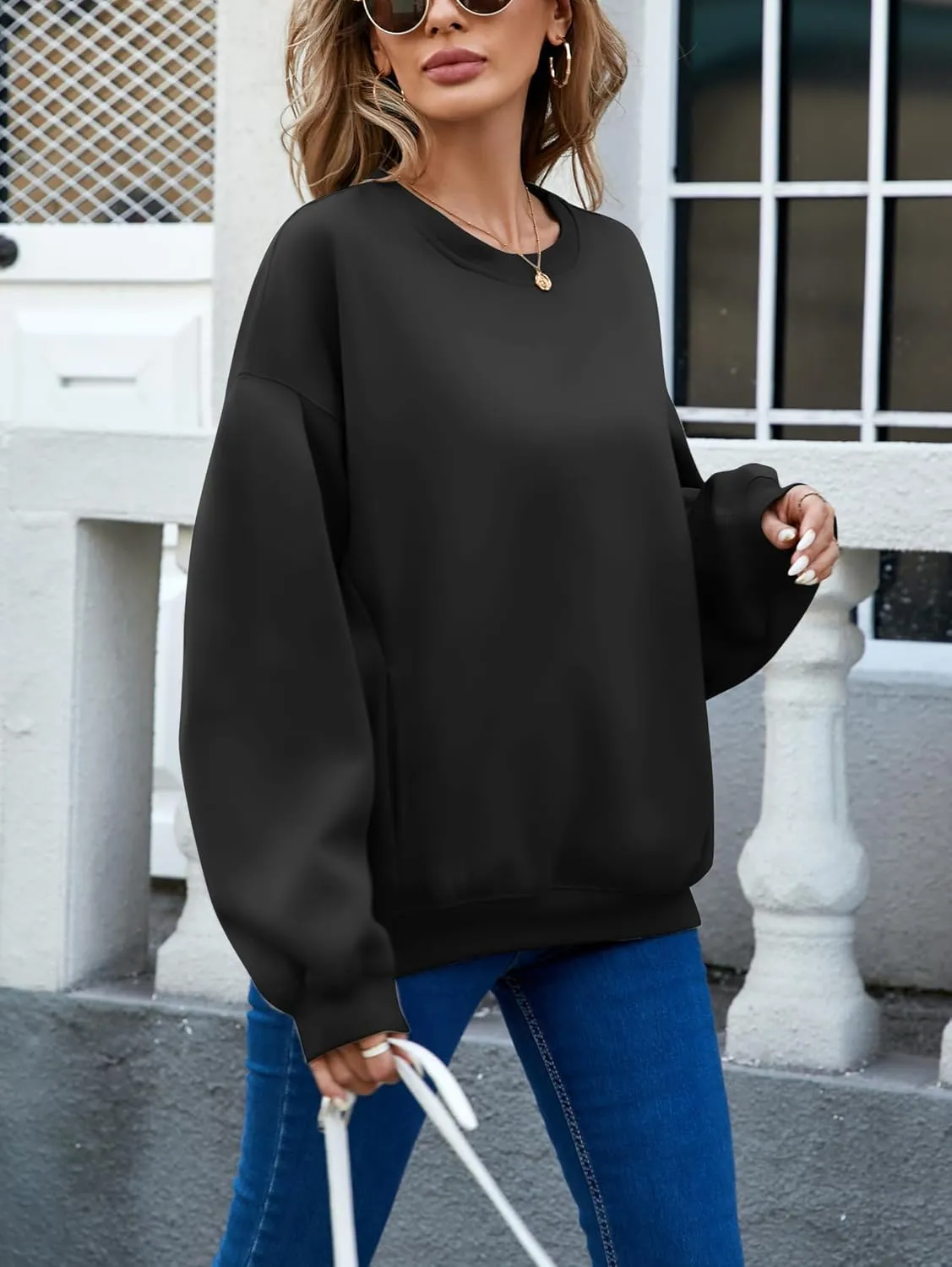 Famulily Womens Long Sleeve Crew Neck Sweatshirts Fleece Lined Pullover Tops with Side Pockets