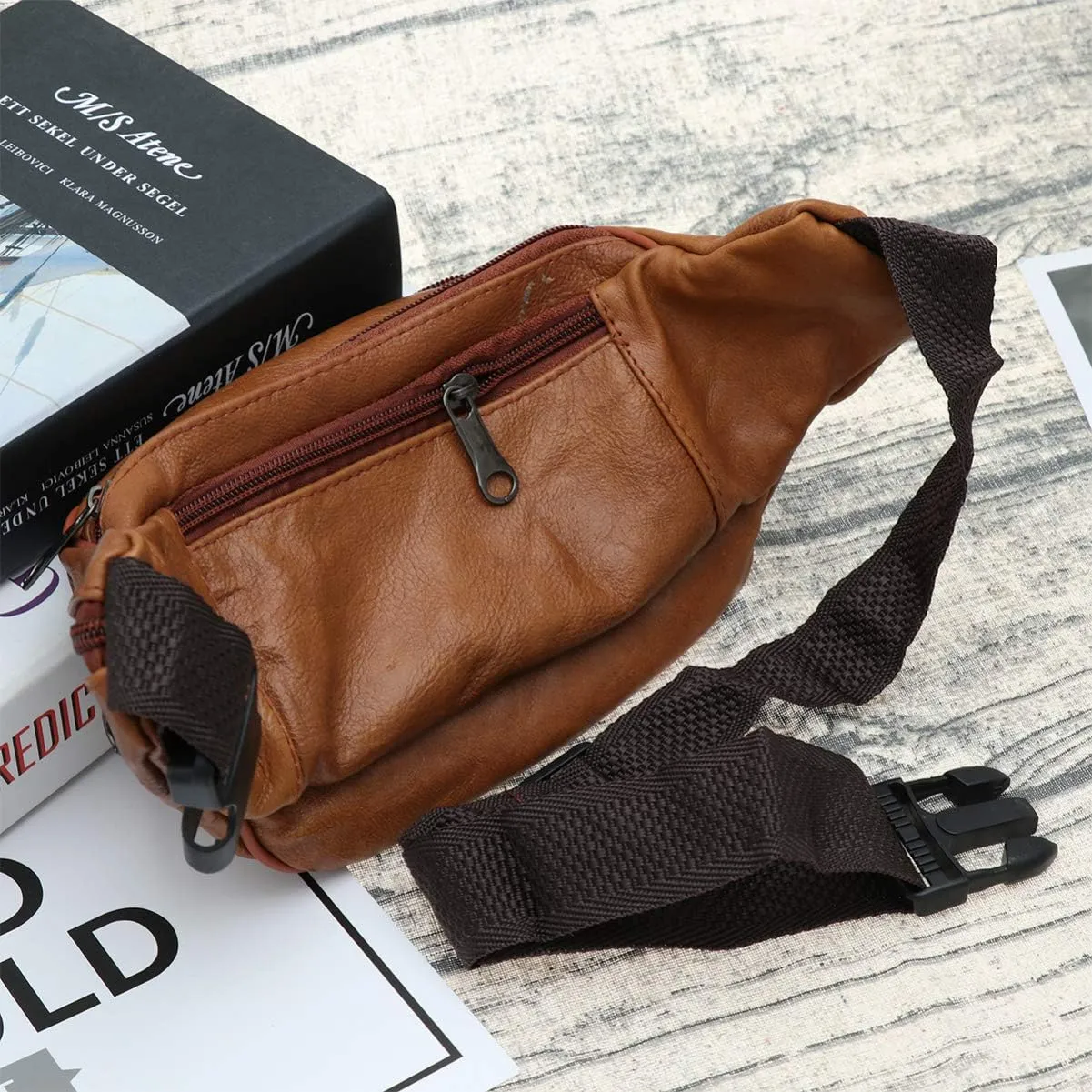 Fanny Pack Leather Waist Bag Fashion Men Waist Pack Wallet for Outdoor Travel Daily Use, Brown