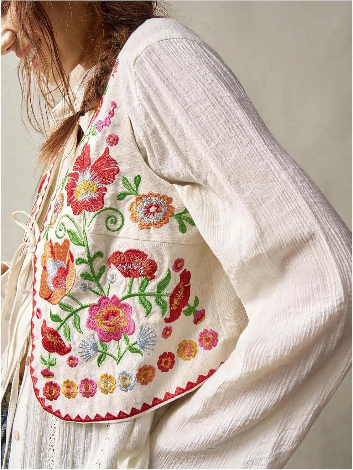 GORGLITTER Women's Tie Front Embroidered Floral Vest Tops Sleeveless Cardigan Boho Western Outfits