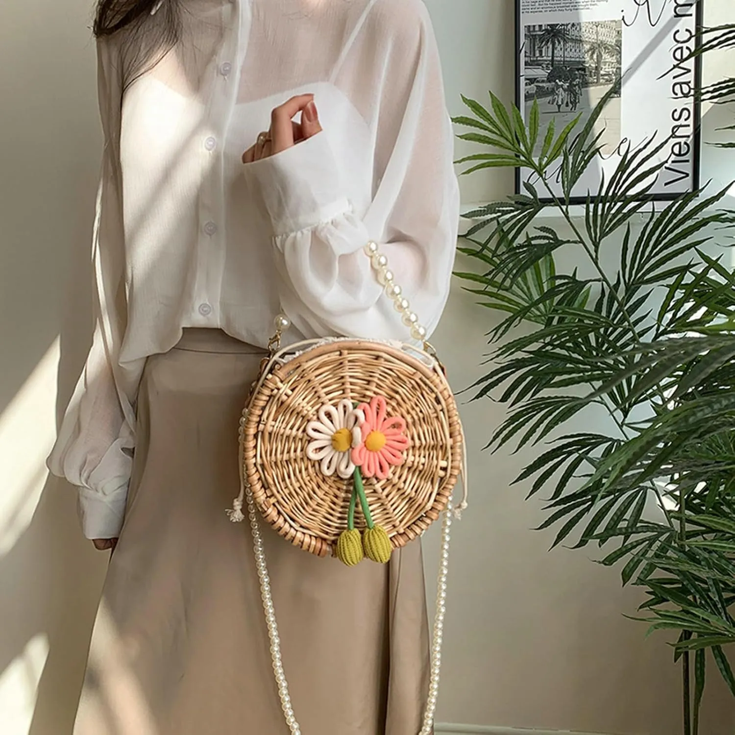 Vintage Handwoven Pearl Crossbody Straw Bag Round Basket Style Handbag Satchel Wristlet Beach Vacation Daily Use