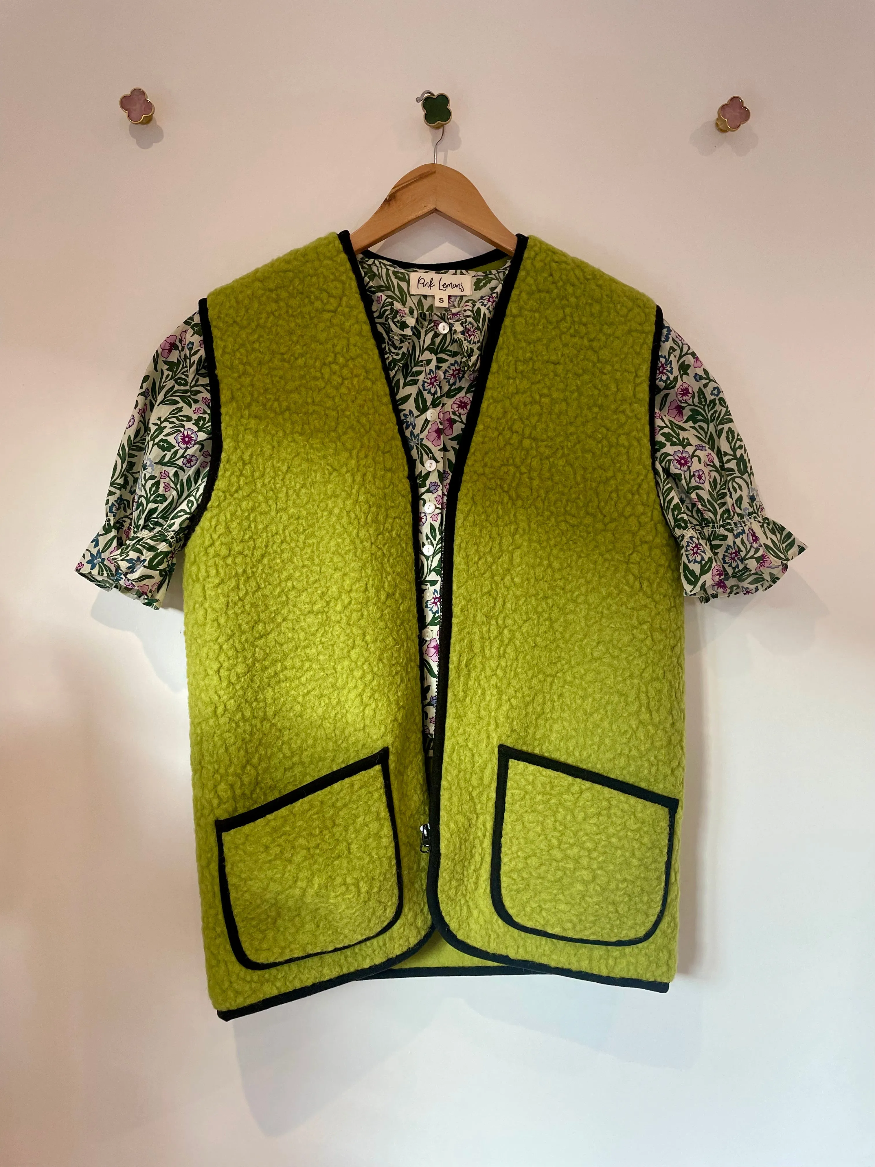Wool Gilet - Pea Green